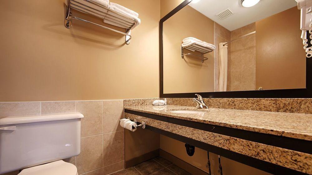 Ramada By Wyndham Abbotsford Ξενοδοχείο Εξωτερικό φωτογραφία