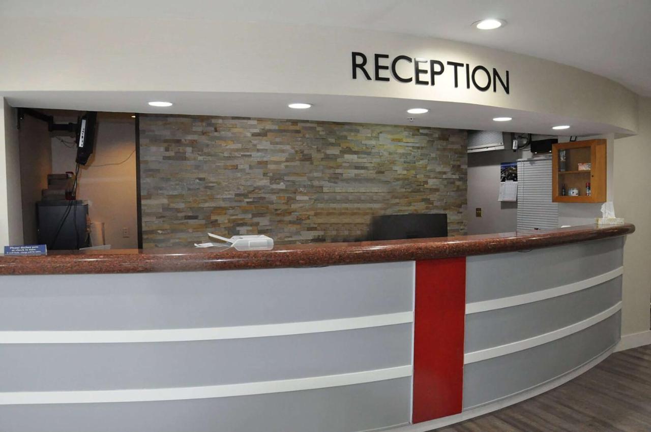 Ramada By Wyndham Abbotsford Ξενοδοχείο Εξωτερικό φωτογραφία